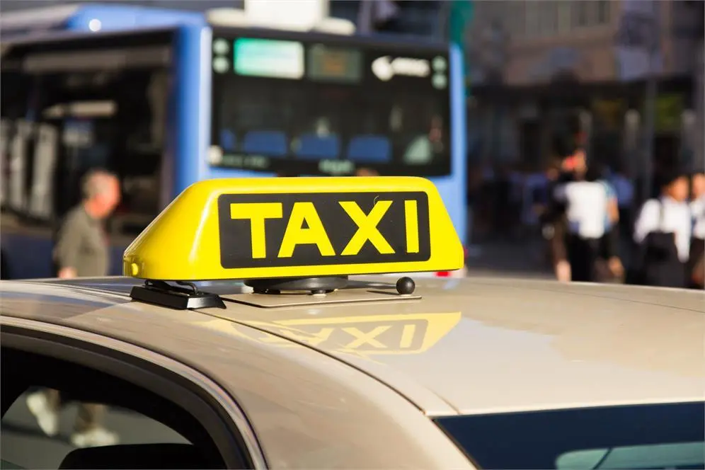 Cómo calcular el taxi Pontevedra precio (sin sudar la gota gorda)