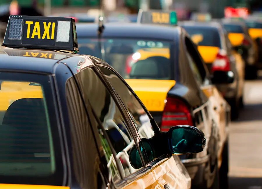 Las situaciones más curiosas que hemos vivido en el radio taxi