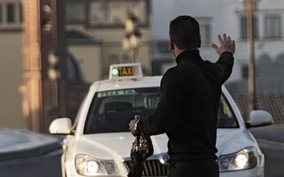 Blog 1 El futuro de la app de taxi en Sevilla: cómo está revolucionando el transporte urbano