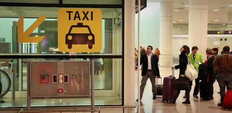 5 tips para reducir el precio taxi Aeropuerto Barcelona en temporada alta