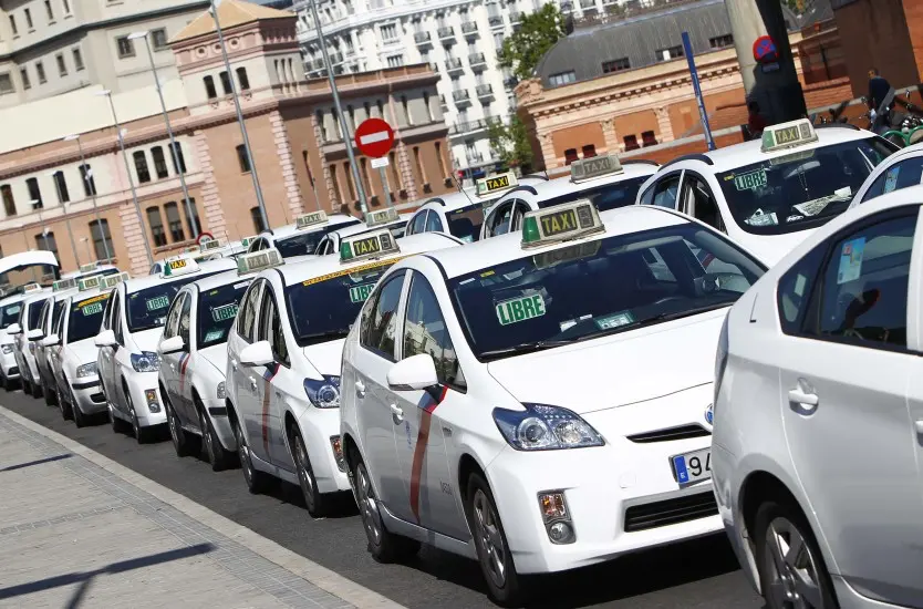 ¿Los taxis en Madrid son más ecológicos que un coche privado? Descúbrelo