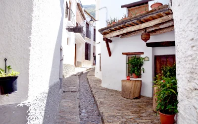 Pide Taxi Granada: cómo solicitar tu servicio en segundos