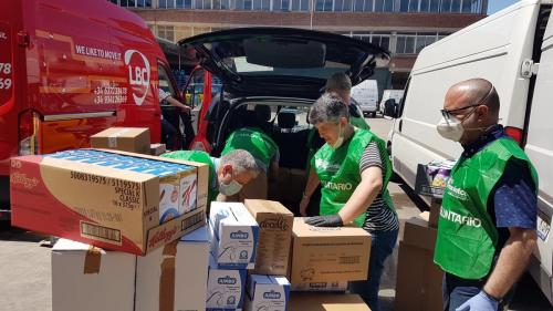 Taxistas Voluntarios Banc D'Aliments recogida para Parròquia Santa Ana