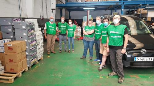 Voluntarios Banco Farmeceútico Almacén Santander 71 - Radio Taxi 033- Greentaxi - Banco 