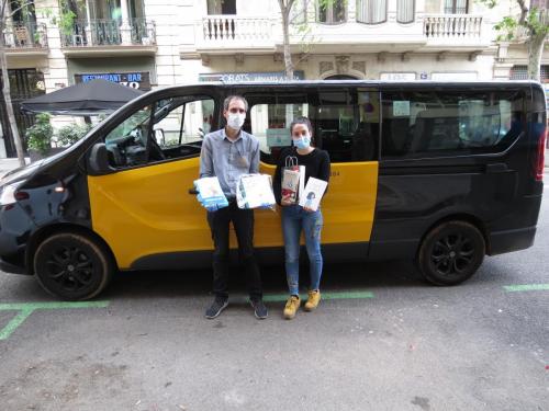 Entrega Libros Solidaros Sant Jordi - Clinic